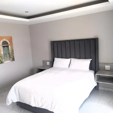 Thomsons Lodge-2