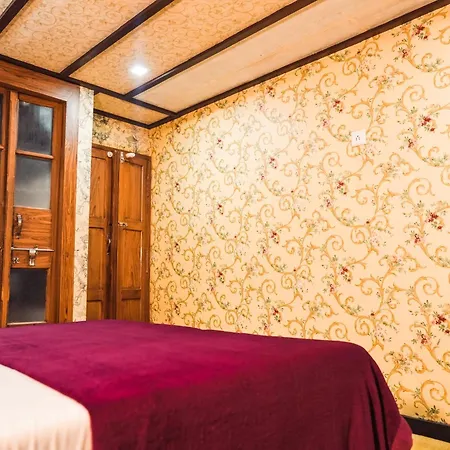 Venice Premium Houseboats Alleppey-3