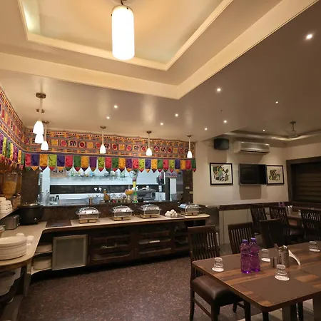 Hotel Vetro Inn-2