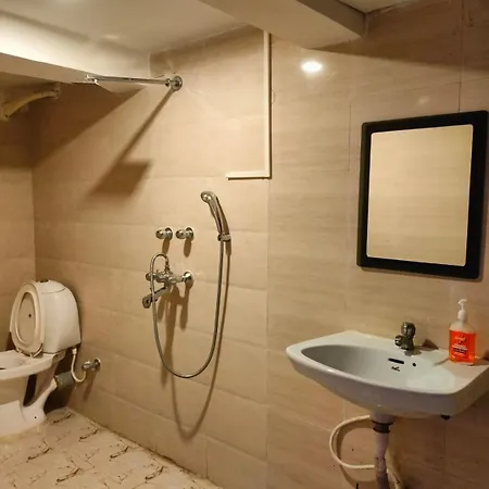 Hotel Ucs-2