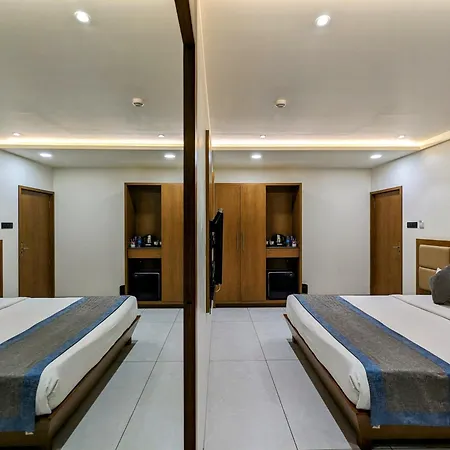 Hotel Red Chillee Restro-2