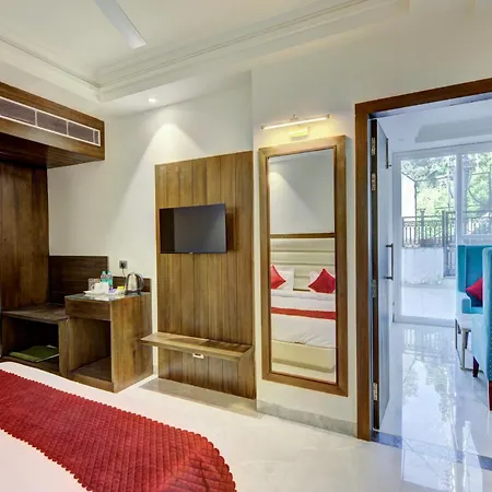 Luxe Resorts - Centrally Heated Air Conditioned Hotel In The Heart Of Kasauli-3