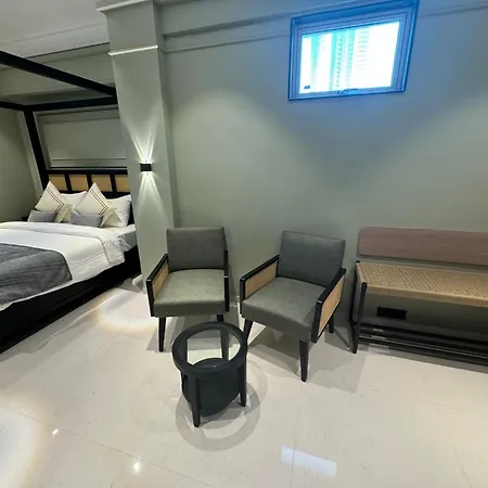 Hotel Mumbai House, Valnai Malad-2