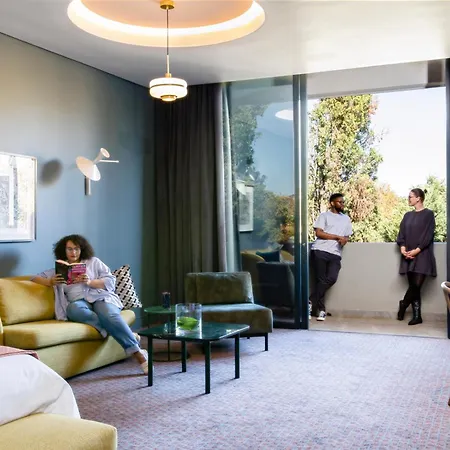Home Suite Hotels Rosebank-2