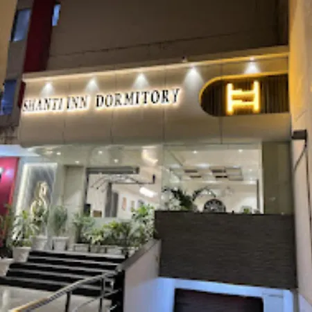 Shanti Inn Dormitory, Varanasi-3