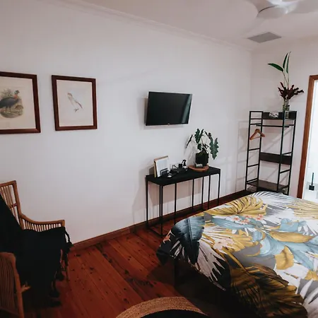Paperbark Retreat-2