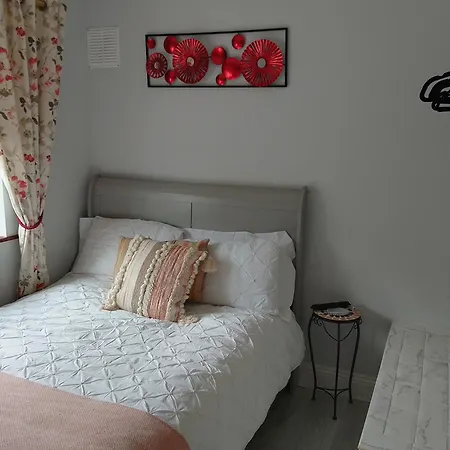 El Roi Guest Accommodation-3