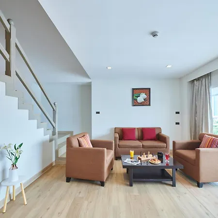 Adelphi Pattaya-3