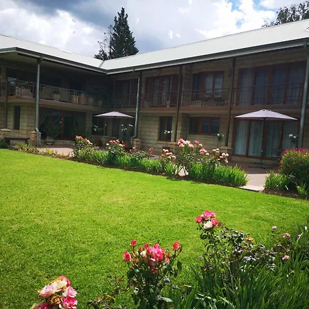 Mt Horeb Manor-3