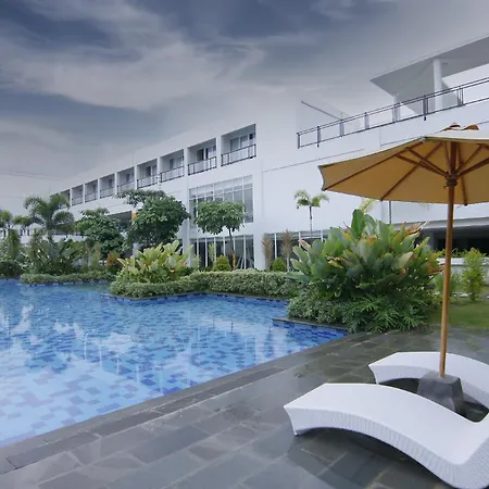 Raja Hotel Kuta Mandalika Resort & Convention-2