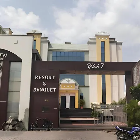 Club 7 Resort And Banquets-2