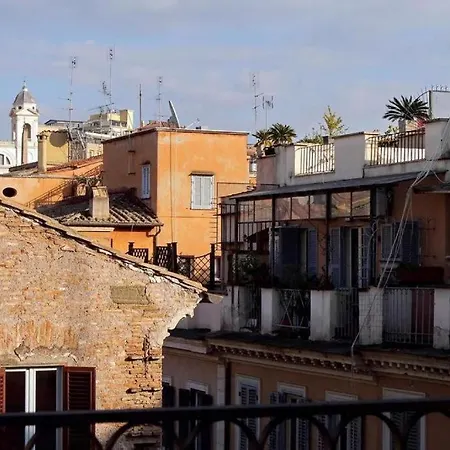 Boutique Suites Della Croce-3