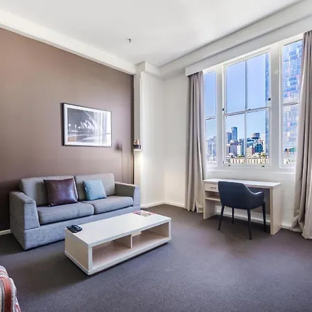 Oaks Sydney Goldsbrough Suites-2