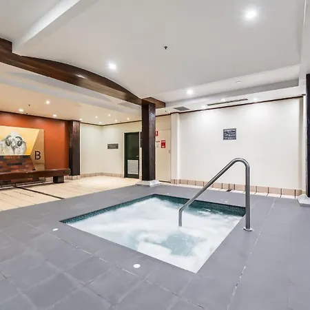 Oaks Sydney Goldsbrough Suites-2