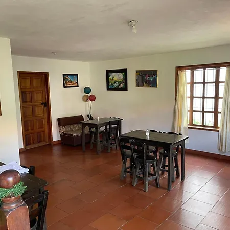 Hostal El Pino-3
