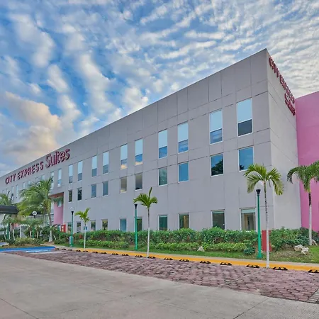 City Express Suites By Marriott Playa Del Carmen-3