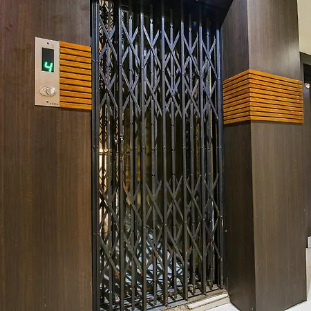Fabhotel Royal Palace II-2