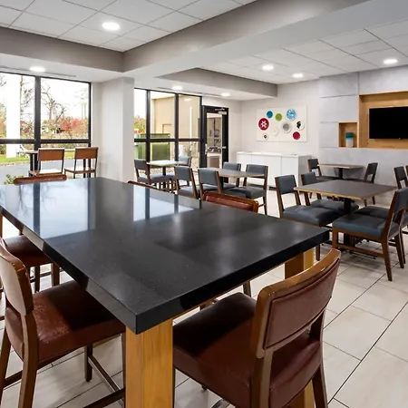 Holiday Inn Express - New Albany-2