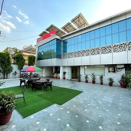 Malaya House --Couples, Family, Corporate Favorite-- Near Bmc Chowk Iconic Mall-3