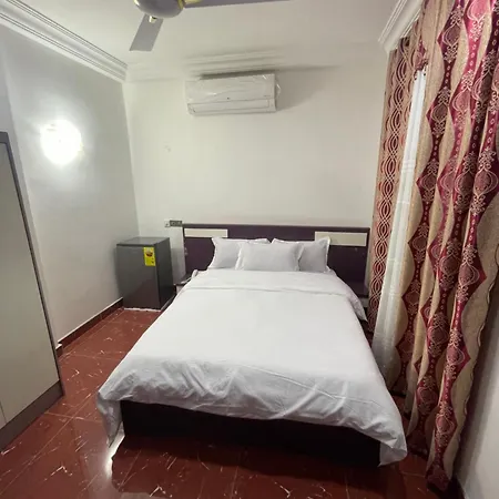 George Vee Hotel Ltd-3