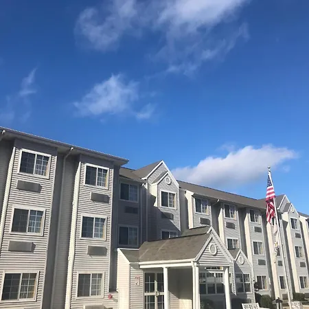 Microtel Inn & Suites By Wyndham Hillsborough-3