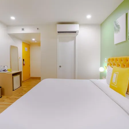 Bloom Hotel - Karol Bagh-3