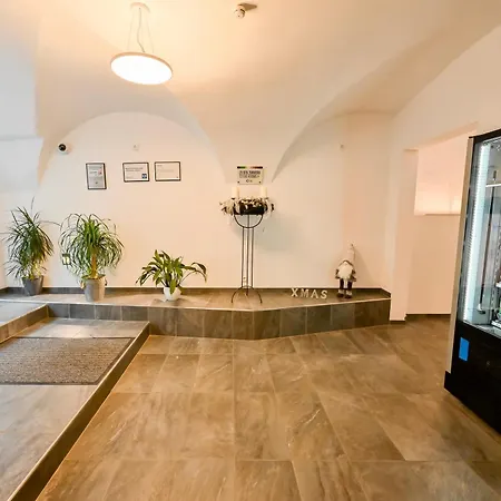 Hotel "City Rooms Wels"-3