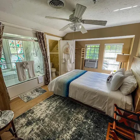 Vinoy House-2