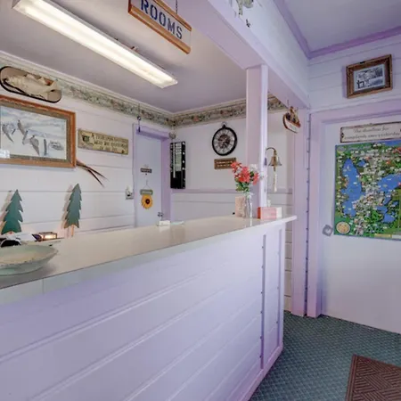 Okoboji Lodge-3