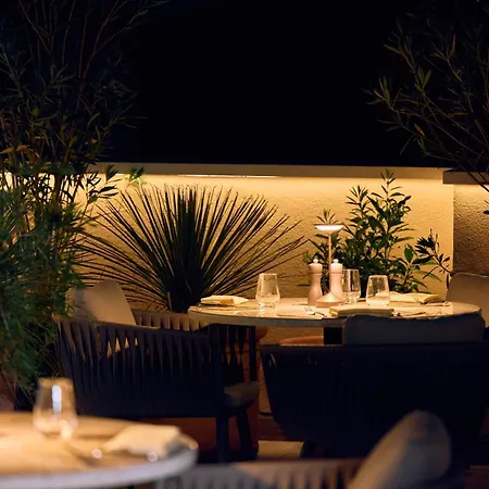 La Fleur Boutique Hotel-3