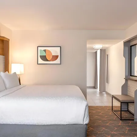 Doubletree By Hilton Fort Worth South-3