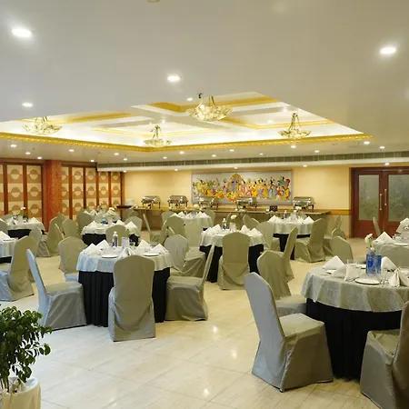 Hotel Svn Lake Palace-2