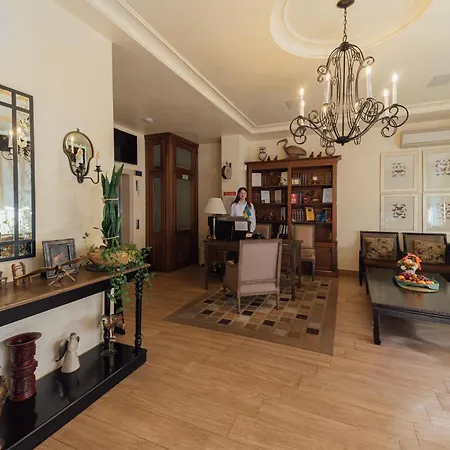 Boutique Hotel Palais Royal-2