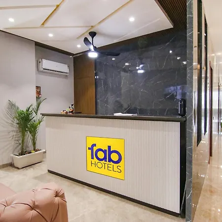 Fabhotel Prime Royal Court-3
