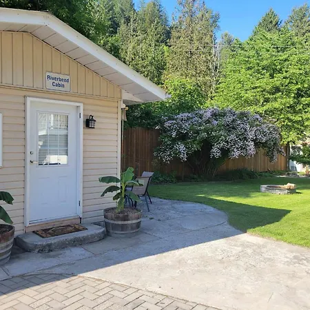 Riverbend Guest House-2