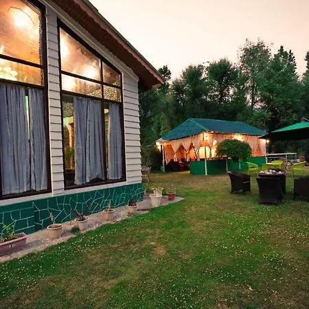 Sojourn Cottages Pahalgam-3
