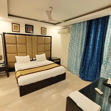 Gk Residency Kailash Colony-3