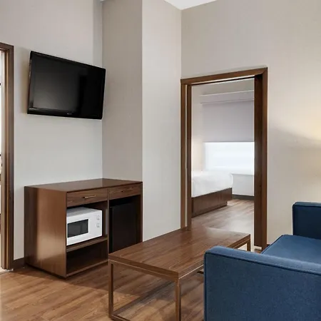 Four Points By Sheraton Galerias Monterrey-3
