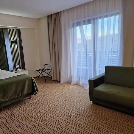 Hotel Wolf 2-3