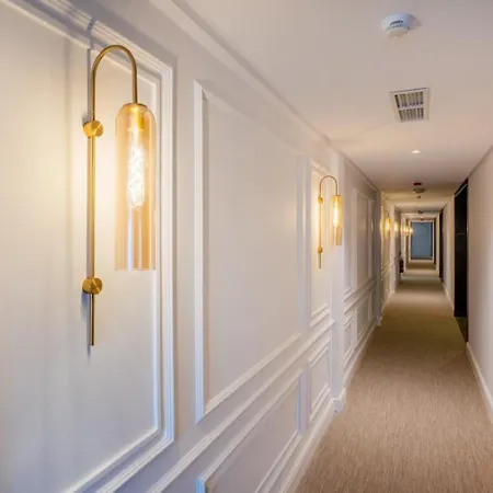 Petit Palace Suites Hotel-2