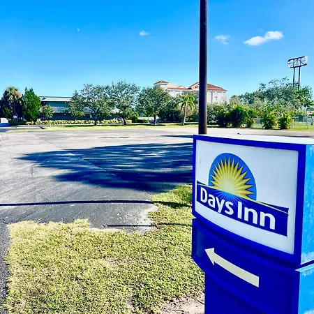 Days Inn By Wyndham Melbourne-2
