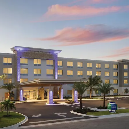 Holiday Inn Express Cape Canaveral By Ihg-3