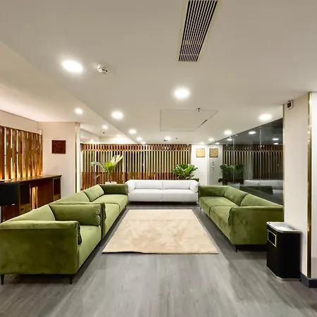 7 Apple Hotel Guruvayur-3