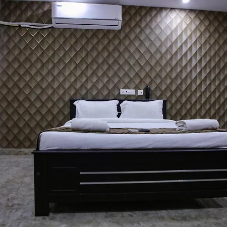 Hotel Grand Sapphire & Elite Suite-3