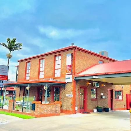 Early Australian Motor Inn-3