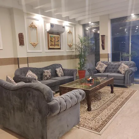 Hotel Swiss Pearl-3
