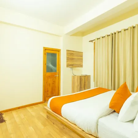 Hotel Rising Star Near To Mall Road #Budgetfriendly #Bigrooms #Garden #Bonfire #Parking #Forestview #Mountainview-3