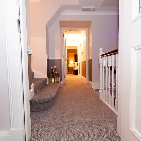 34 Argyle Guesthouse-2
