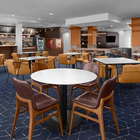 Courtyard By Marriott Phoenix West/Avondale-3