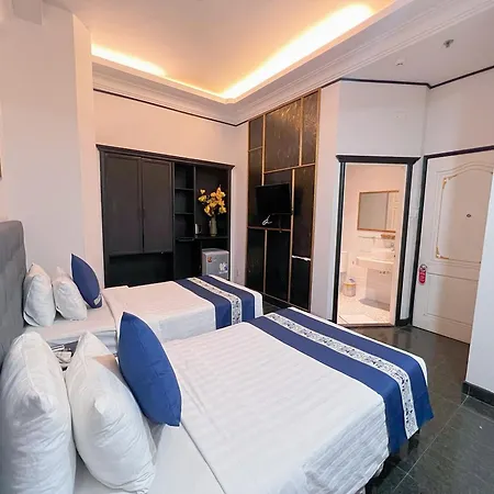 New Star Inn Boutique Hotel-Near Ben Thanh Market-3